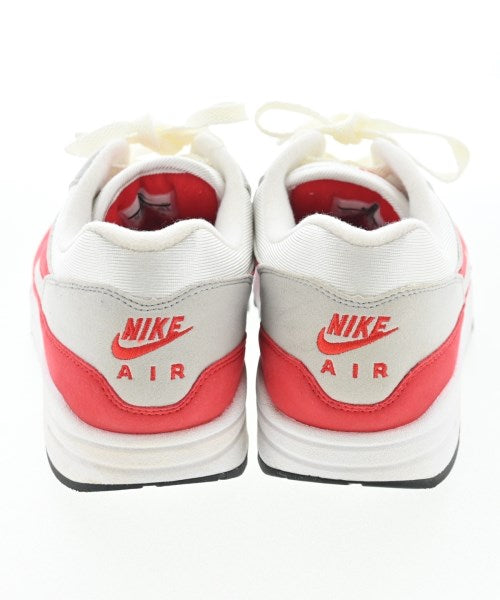 NIKE 運動鞋