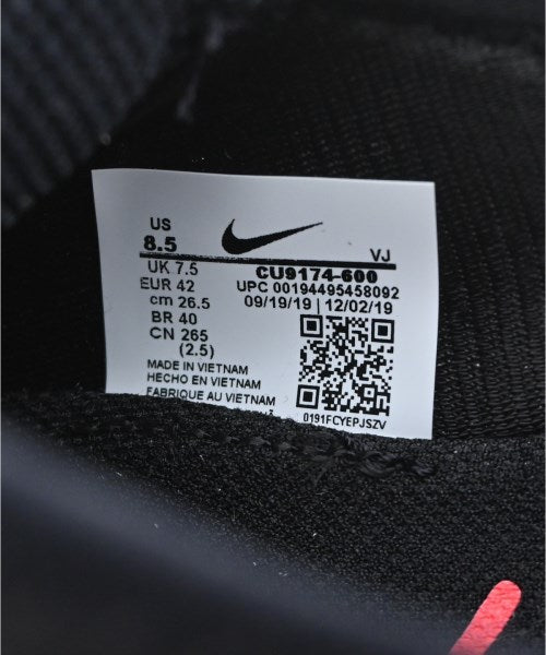 NIKE 運動鞋