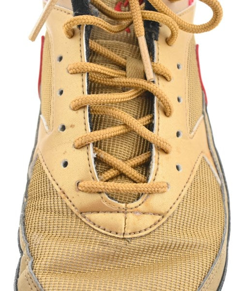 NIKE 運動鞋
