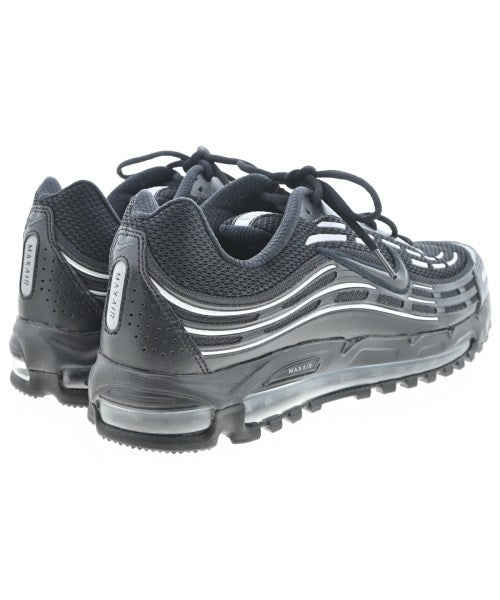NIKE 運動鞋
