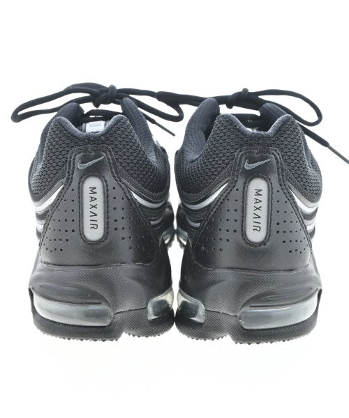NIKE 運動鞋