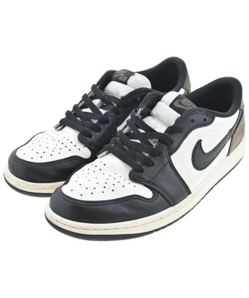 NIKE 運動鞋