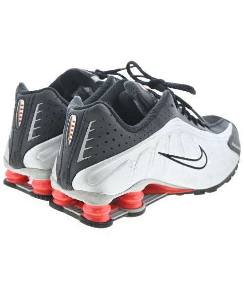 NIKE 運動鞋