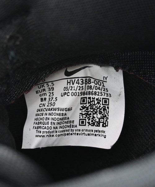 NIKE 運動鞋