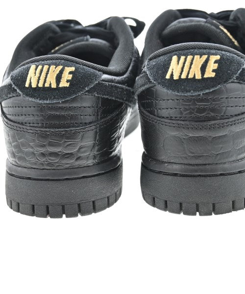 NIKE 運動鞋