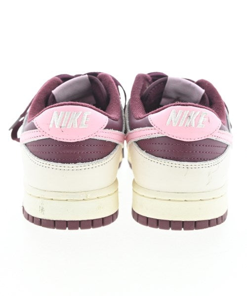 NIKE 運動鞋