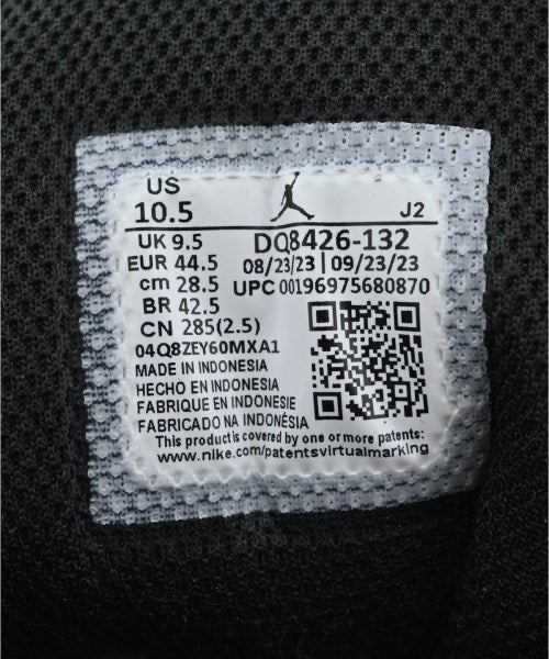 NIKE 運動鞋