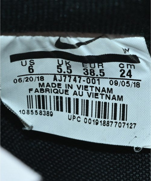 NIKE 運動鞋