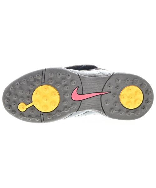 NIKE 運動鞋