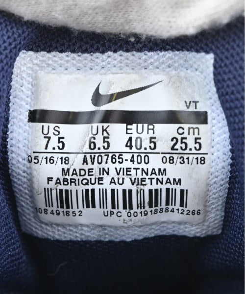 NIKE 運動鞋