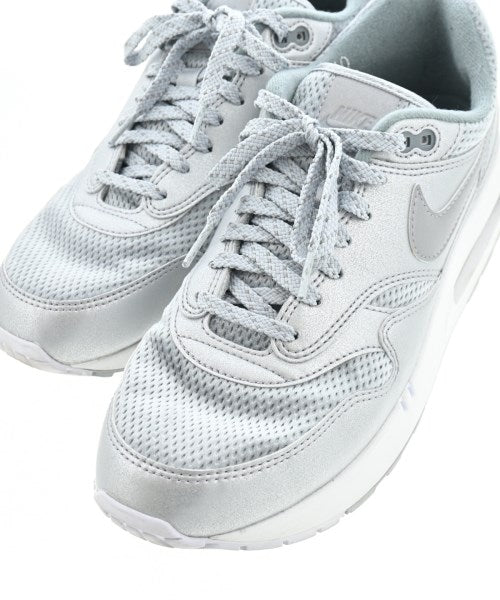 NIKE 運動鞋