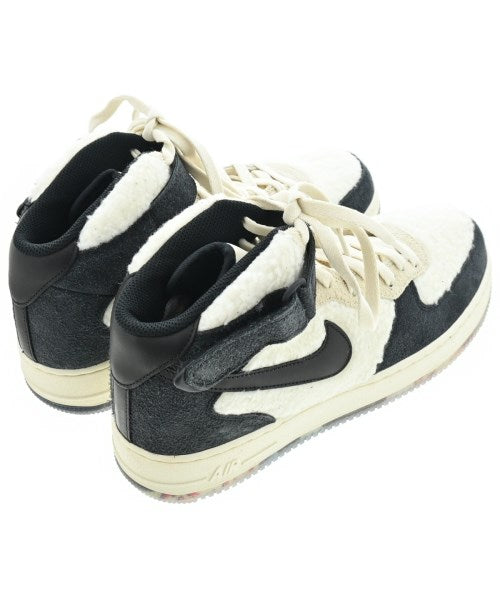 NIKE 運動鞋