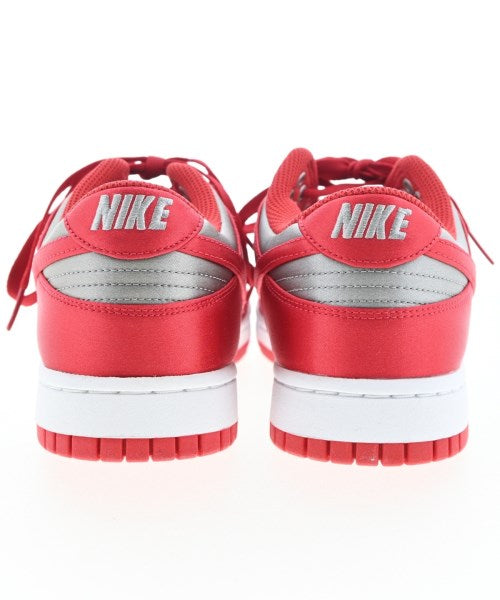 NIKE 運動鞋