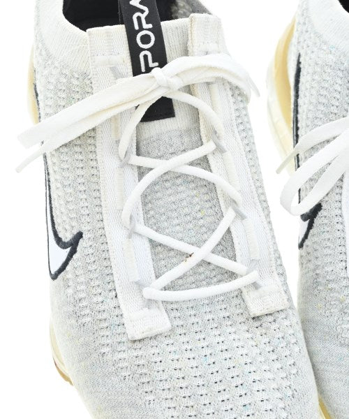 NIKE 運動鞋