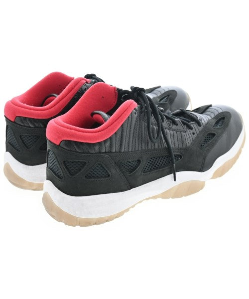 NIKE 運動鞋
