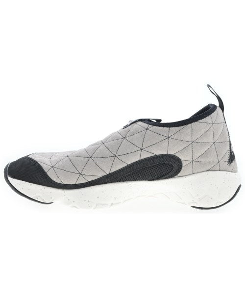 NIKE 運動鞋