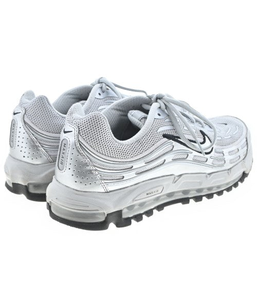NIKE 運動鞋