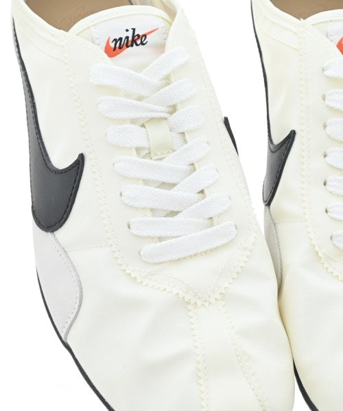 NIKE 運動鞋