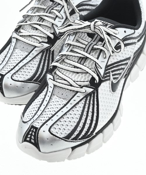 NIKE 運動鞋