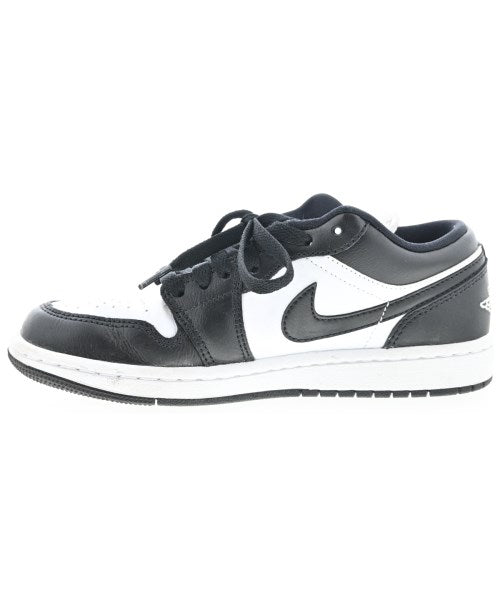 NIKE 運動鞋
