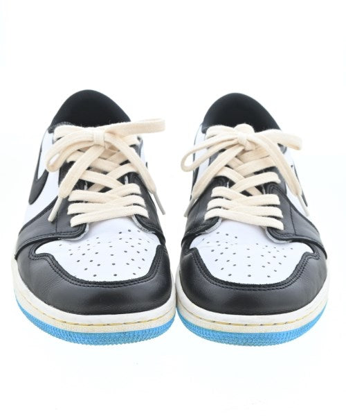 NIKE 運動鞋