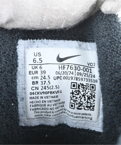NIKE 運動鞋