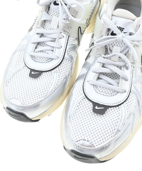NIKE 運動鞋