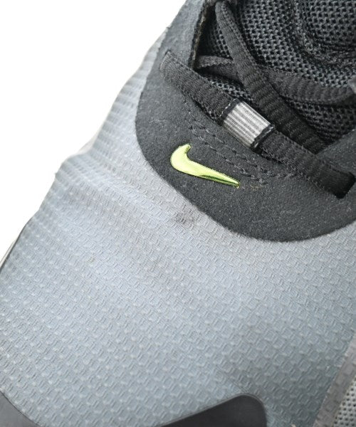 NIKE 運動鞋