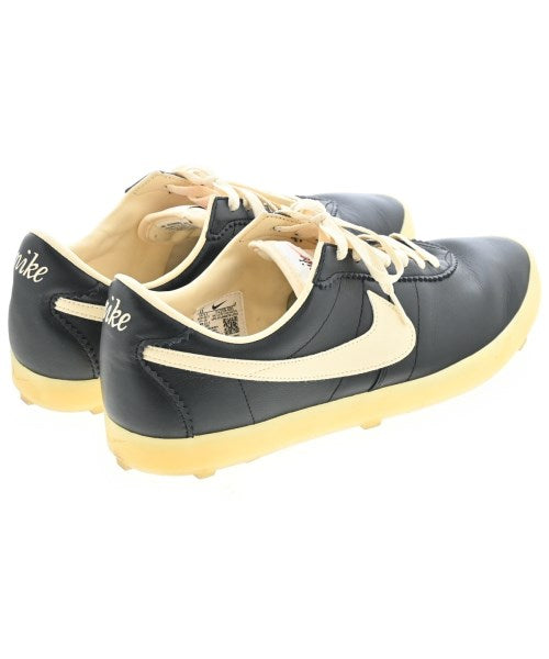 NIKE 運動鞋