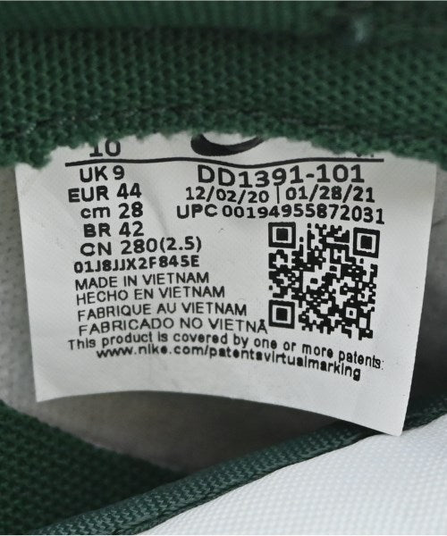 NIKE 運動鞋