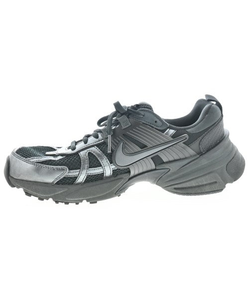 NIKE 運動鞋