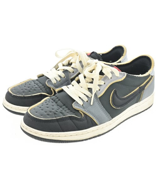 NIKE 運動鞋
