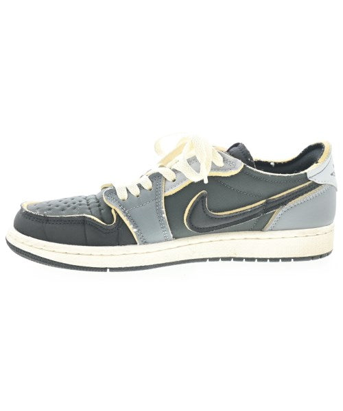 NIKE 運動鞋
