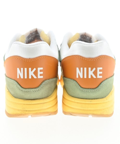 NIKE 運動鞋