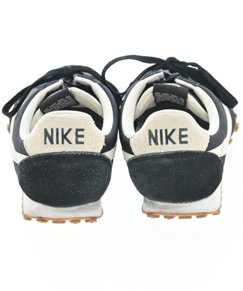 NIKE 運動鞋