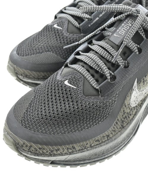 NIKE 運動鞋