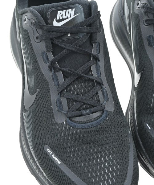 NIKE 運動鞋