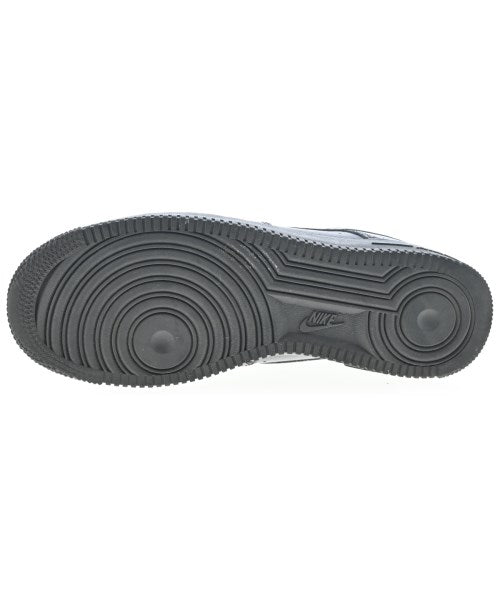 NIKE 運動鞋