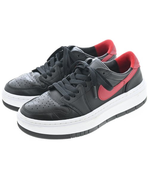 NIKE 運動鞋
