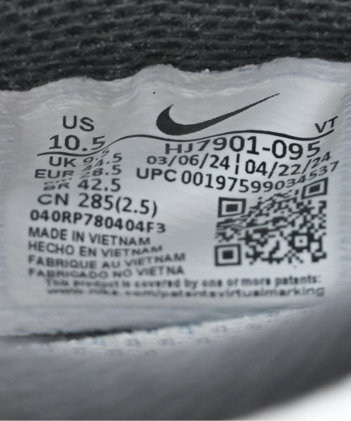 NIKE 運動鞋