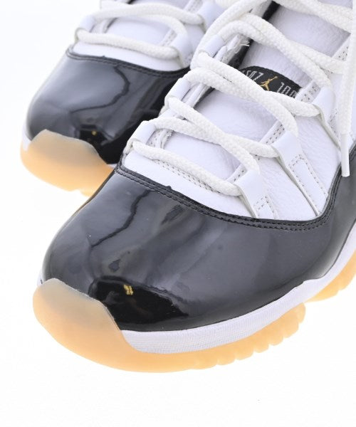 NIKE 運動鞋