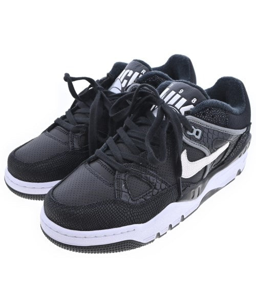 NIKE 運動鞋