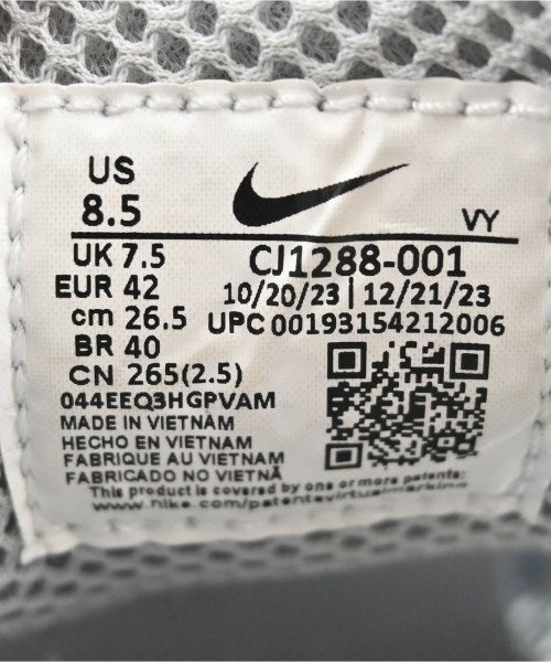 NIKE 運動鞋