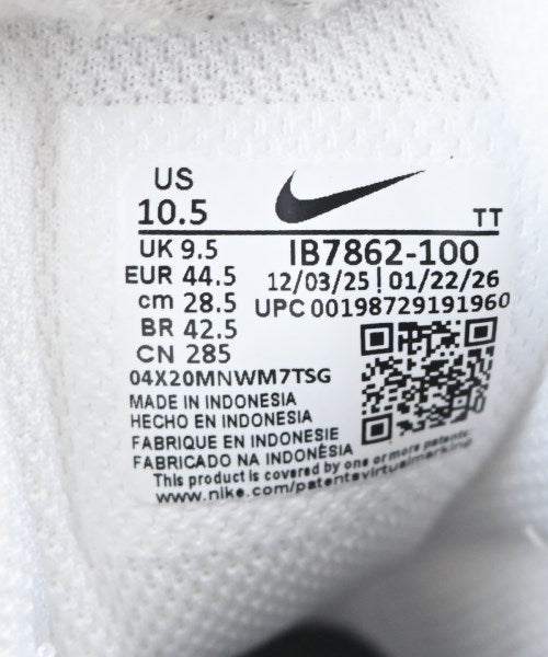 NIKE 運動鞋
