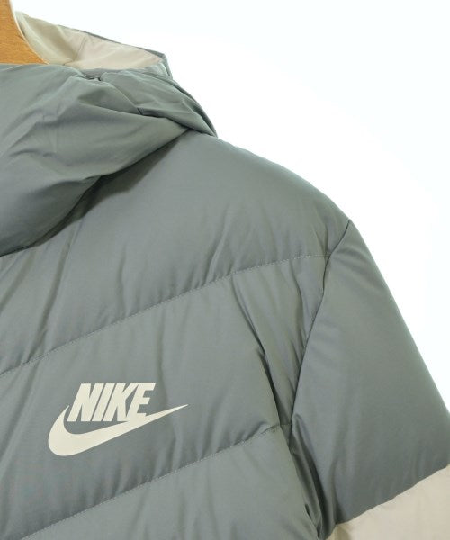 NIKE 羽絨夾克/背心