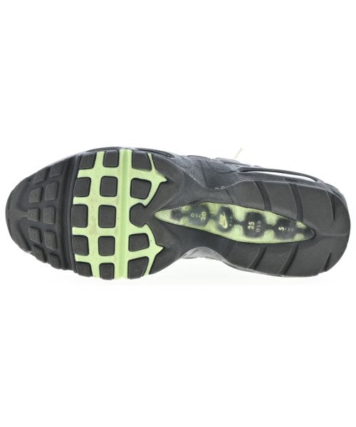 NIKE 運動鞋