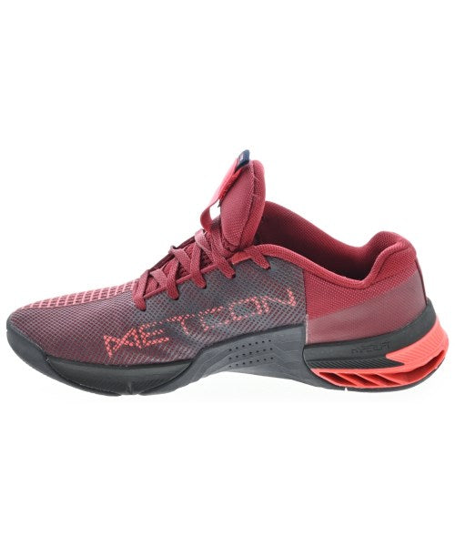 NIKE 運動鞋