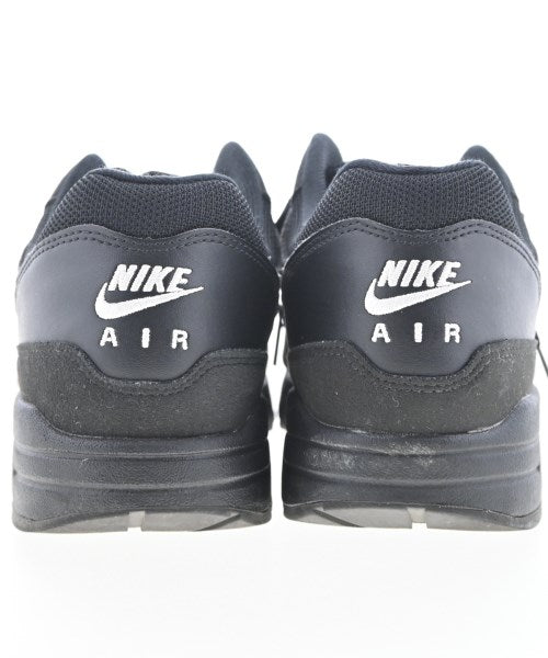 NIKE 運動鞋