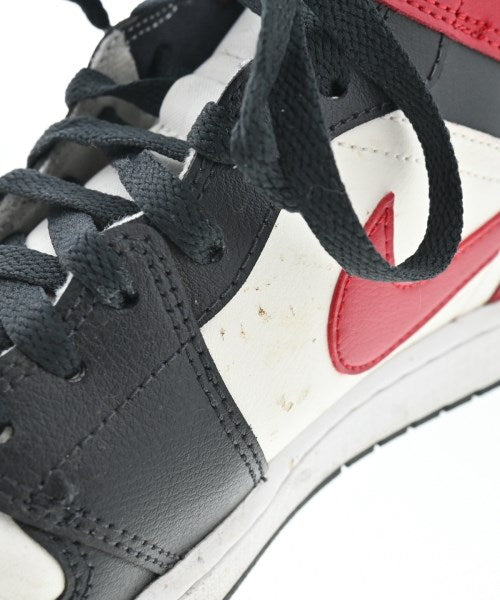 NIKE 運動鞋