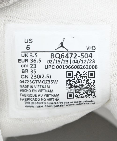 NIKE 運動鞋